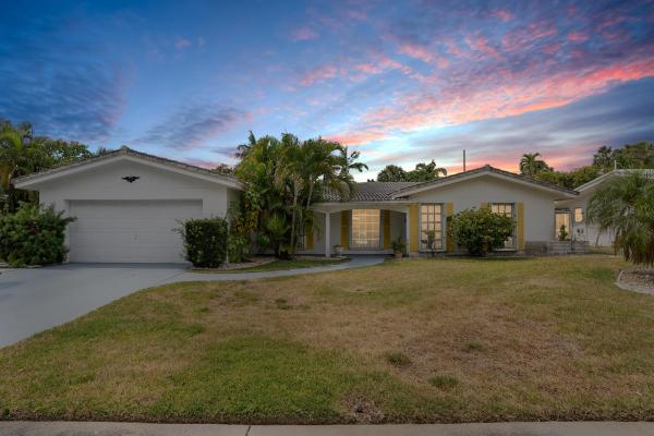 Royal Oaks Hills, 682 SW 3rd St, Boca Raton, Florida 33486, image 1