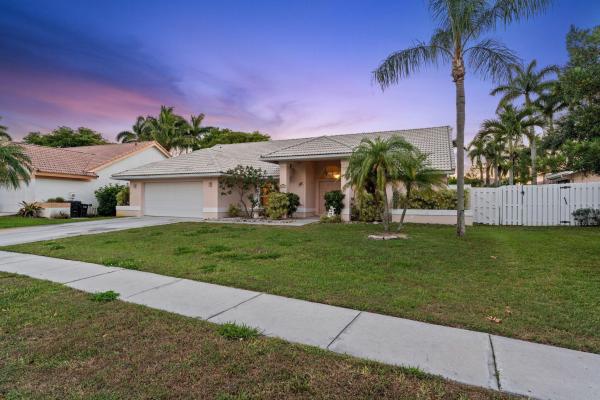 Lakeview Estates, 6838 Blue Bay Cir, Lake Worth Beach, Florida 33467, image 1