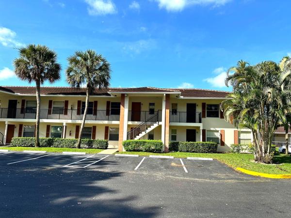 Rosewood, 9845 Three Lakes Cir, Boca Raton, Florida 33428, image 1