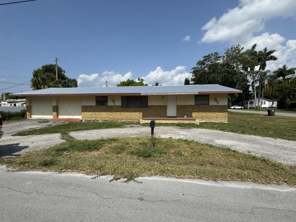 Belle Glade Park, 601 NW 7th St, Belle Glade, Florida 33430, image 1