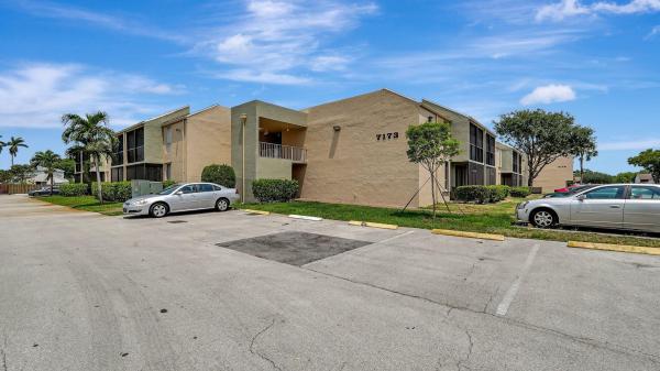 Country Pines, 7173 Orange Dr #106b, Davie, Florida 33314, image 1