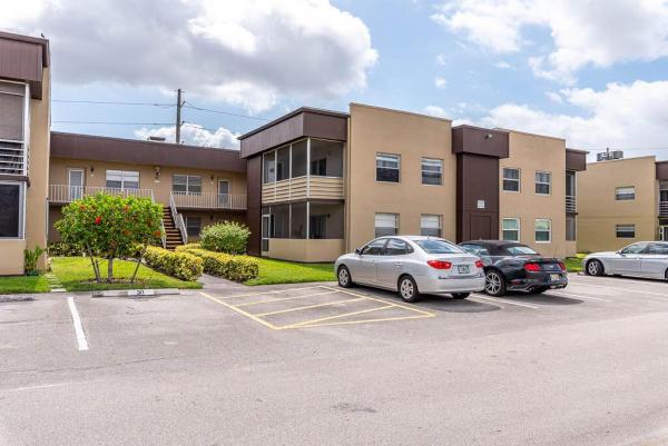 Burgundy At Kings Point, 803 Burgundy Q, Delray Beach, Florida 33484, image 1