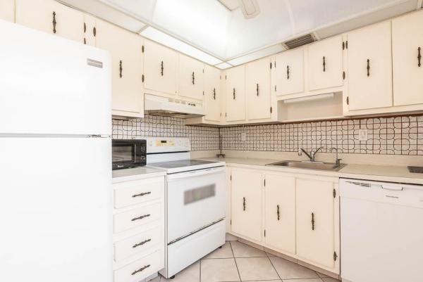 Burgundy At Kings Point, 803 Burgundy Q, Delray Beach, Florida 33484, image 1