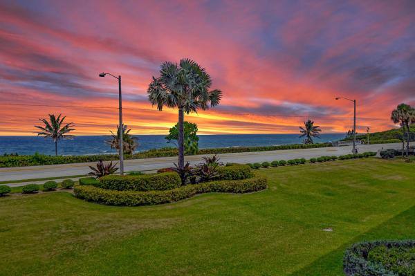Yacht & Racquet Club Of Boca Raton, 2727 N Ocean Blvd #203-A, Boca Raton, Florida 33431, image 1