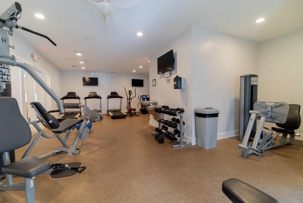 Bella Lago Vista At Clear Lake Club, 700 Executive Center Dr #211, West Palm Beach, Florida 33401, image 1
