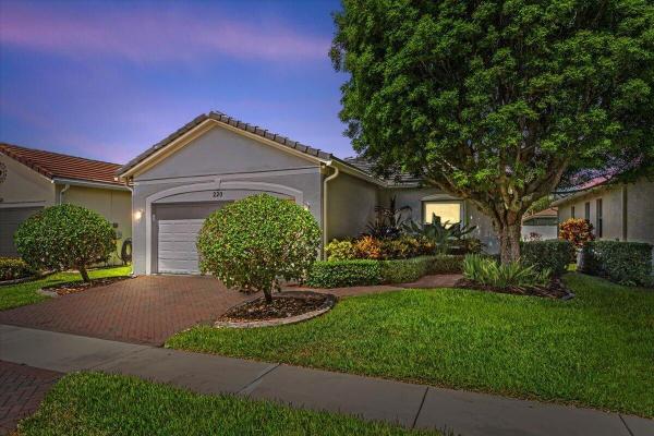 Lake Forest Pointe, 220 SW Manatee Springs Way, Port St. Lucie, Florida 34986, image 1