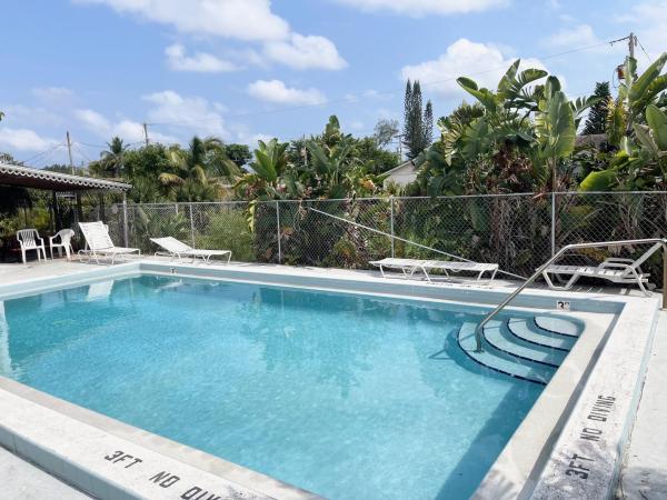 Marguerita Villas, 4689 Martha Louise Dr, West Palm Beach, Florida 33417, image 1