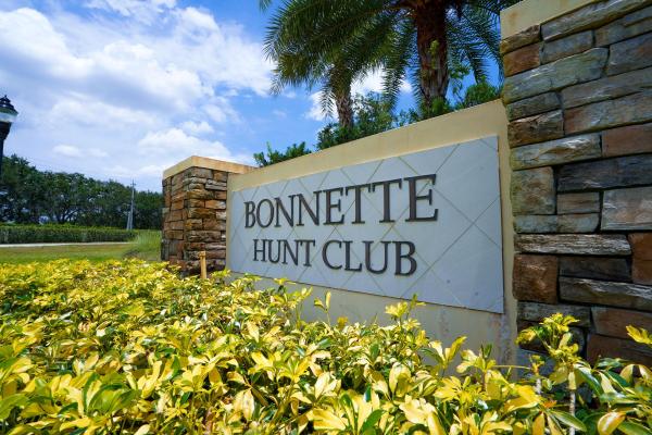 Bonnette Hunt Club, 101 Bonnette Hunt Club Ln, Palm Beach Gardens, Florida 33418, image 1