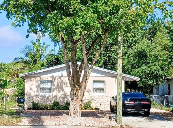 Haverhill Road, 5942 N Haverhill Rd, West Palm Beach, Florida 33407, image 1