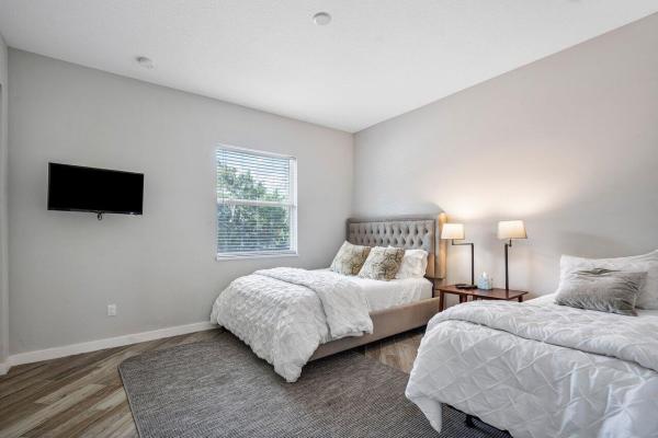 Paddock Park 2 Of Wellington, 1382 Clydesdale Ave, Wellington, Florida 33414, image 2