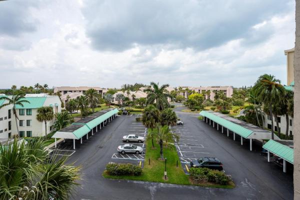 Catamaran 1, 2400 S Ocean Dr #Catamaran 1-2352, Fort Pierce, Florida 34949, image 1