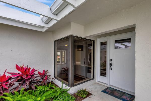 Windward Village At Jonathan's Landing, 3684 Freshwater Dr, Jupiter, Florida 33477, image 1
