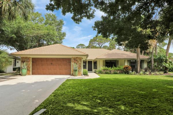 The Shores Of Jupiter, 6239 Longleaf Pine Dr, Jupiter, Florida 33458, image 1