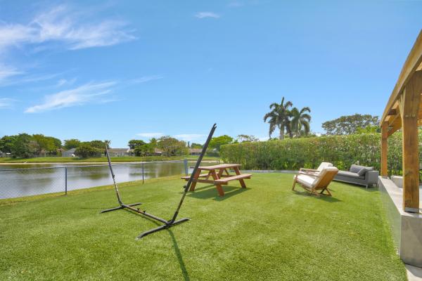Waterchase, 9090 W Chrysanthemum Dr, Boynton Beach, Florida 33472, image 2