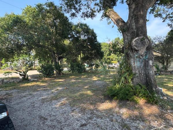 Westwood Manor, 2002 S 35th St, Fort Pierce, Florida 34947, image 1