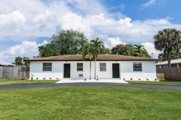 Palm Beach Gardens No HOA, 8562 Sunset Dr, Palm Beach Gardens, Florida 33410, image 1