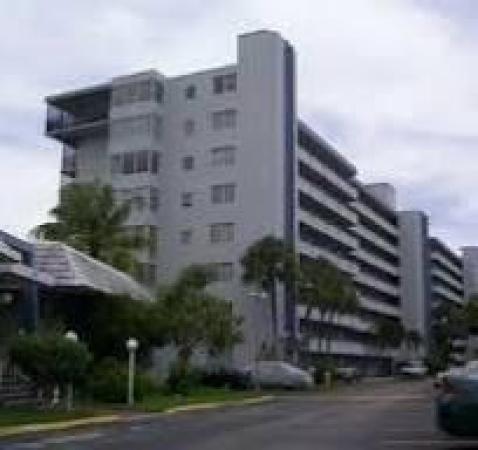 Royal Bahamian East, 1175 NE Miami Gardens Dr #710, Ojus, Florida 33179, image 1