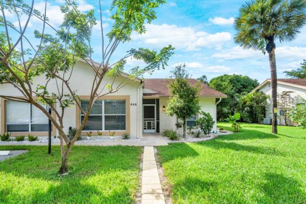 Lago Del Rey, 848 Lago Rd, Delray Beach, Florida 33445, image 1