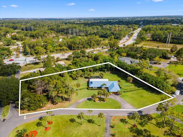 Pinewood Of Wellington, 160 Forester Ct, Wellington, Florida 33414, image 1
