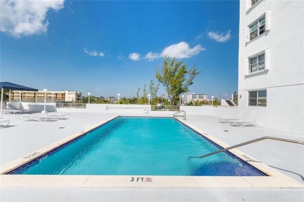 Stanton House, 6900 Bay Dr #10c, Miami Beach, Florida 33141, image 1