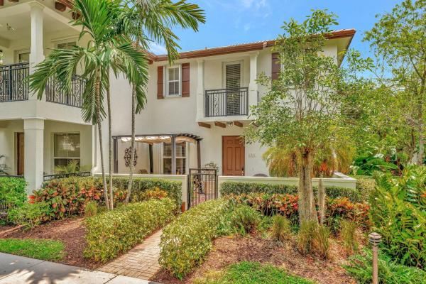 Paloma Lakes, 4601 Mimosa Ter #1311, Coconut Creek, Florida 33073, image 1
