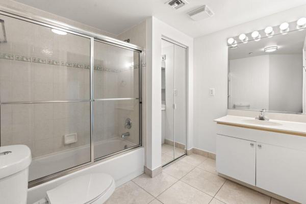 St Tropez, 2105 Lavers Cir #512, Delray Beach, Florida 33444, image 1