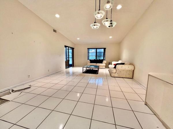 Summerwinds At Whisper Walk, 18611 Breezy Palm Way, Boca Raton, Florida 33496, image 2