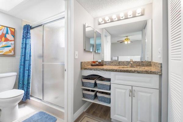 Cypress At Las Verdes, 5370 Las Verdes Cir #107, Delray Beach, Florida 33484, image 2