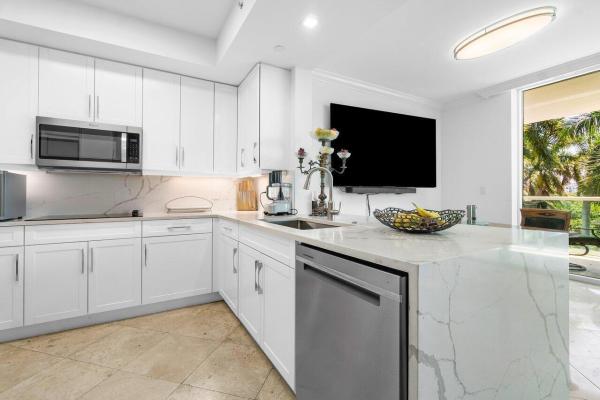 Townsend Place, 550 SE Mizner Blvd #B401, Boca Raton, Florida 33432, image 1