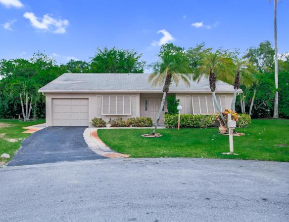 Lucerne Lakes North, 4170 Pine Aire Dr, Lake Worth Beach, Florida 33467, image 1
