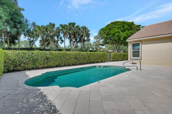 Valencia Falls, 7174 Francisco Bend Dr, Delray Beach, Florida 33446, image 2