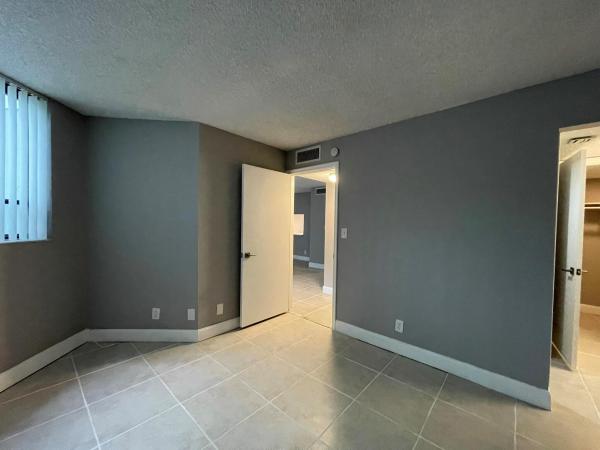 Presidential Golfview, 1950 N Congress Ave #301, West Palm Beach, Florida 33401, image 1