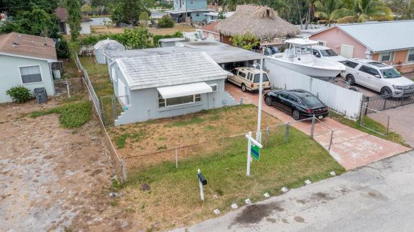 Ridge Grove, 1206 S Ridge Rd, Lake Worth Beach, Florida 33462, image 1