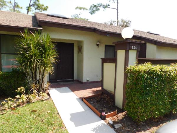 Strathmore Gate West, 454 Knollwood Ct, Royal Palm Beach, Florida 33411, image 1