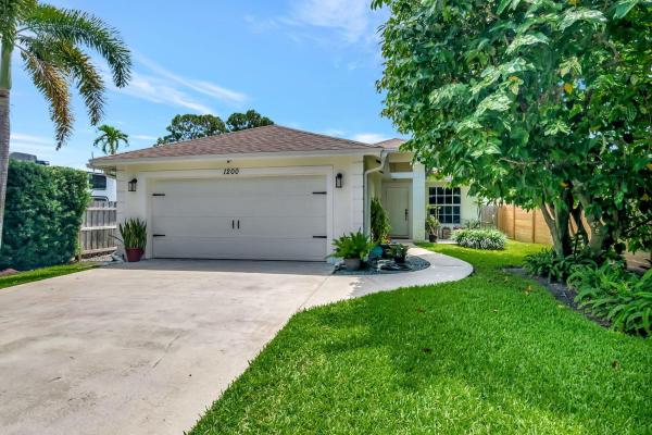 Laurel Hills, 1200 NW 7th Ct, Boynton Beach, Florida 33426, image 1