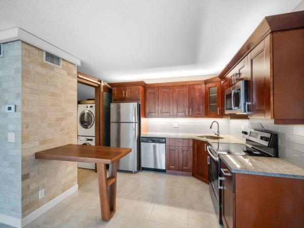The Palm Club, 1106 Green Pine Blvd #E2, West Palm Beach, Florida 33409, image 1