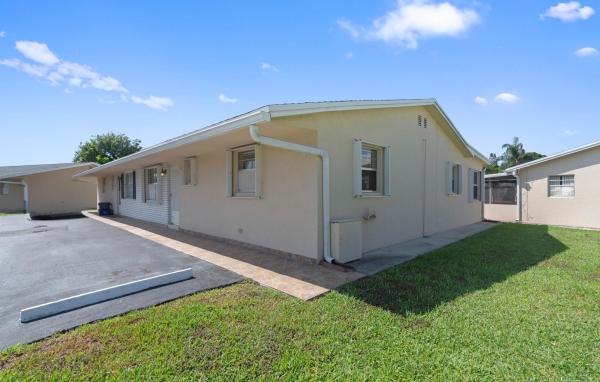 Imperial Villas, 2741 Ponce De Leon Blvd, Delray Beach, Florida 33445, image 1