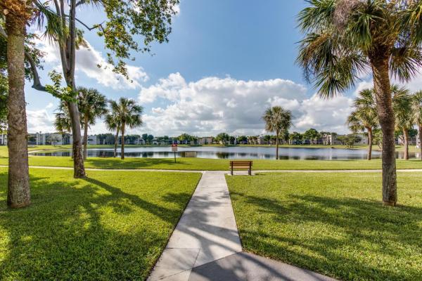 Banyan At Las Verdes, 5100 Las Verdes Cir #121, Delray Beach, Florida 33484, image 1
