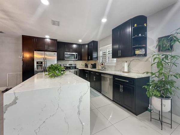 Chatham Hills, 450 NE 32nd St, Boca Raton, Florida 33431, image 1