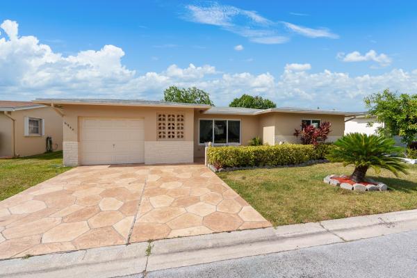 Paradise Gardens 3, 6945 NW 17th St, Margate, Florida 33063, image 1
