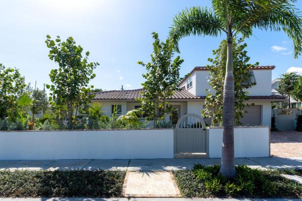 Worth Court, 158 Worth Ct, West Palm Beach, Florida 33405, image 1