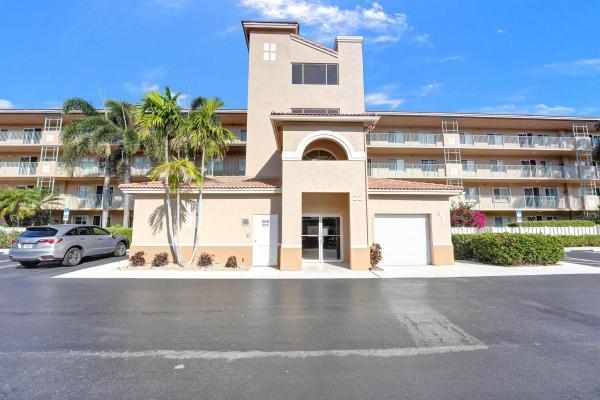Coral Cove At Coral Lakes, 12511 Imperial Isle Dr #102, Boynton Beach, Florida 33437, image 1