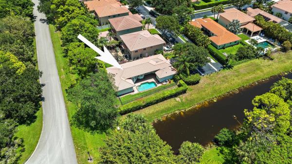 Hidden Hollow, 121 Hidden Hollow Dr, Palm Beach Gardens, Florida 33418, image 1