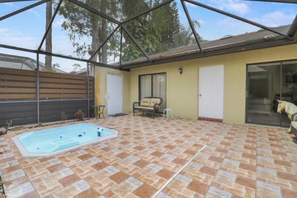 Sugar Pond Manor, 1241 Periwinkle Pl, Wellington, Florida 33414, image 2
