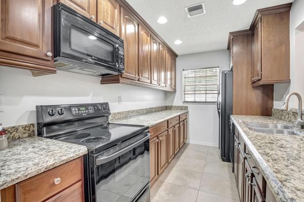 High Point 1 & 2 Of Delray West, 14580 Canalview Dr #B, Delray Beach, Florida 33484, image 1