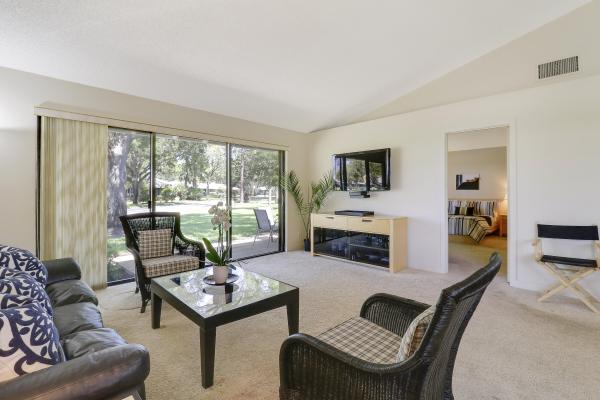 Club Cottages, 601 Club Dr, Palm Beach Gardens, Florida 33418, image 2