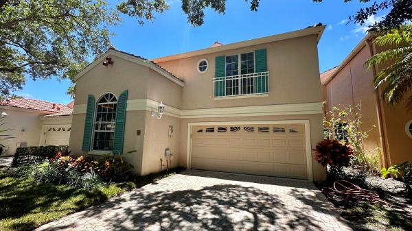 Villa D'Este, 40 Via Verona, Palm Beach Gardens, Florida 33418, image 1
