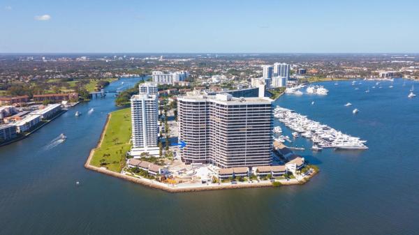 Lake Point Tower, 100 Lakeshore Dr #757, North Palm Beach, Florida 33408, image 3