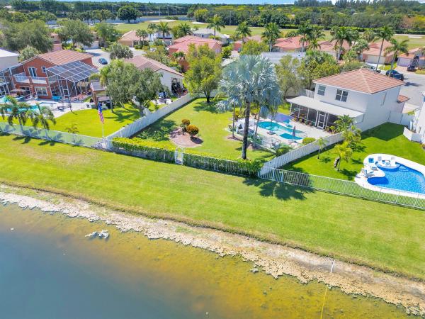 The Greens At Lacuna, 8176 Pelican Harbour Dr, Lake Worth Beach, Florida 33467, image 1