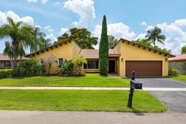 Cimarron At Loggers Run, 21493 Woodchuck Way, Boca Raton, Florida 33428, image 1